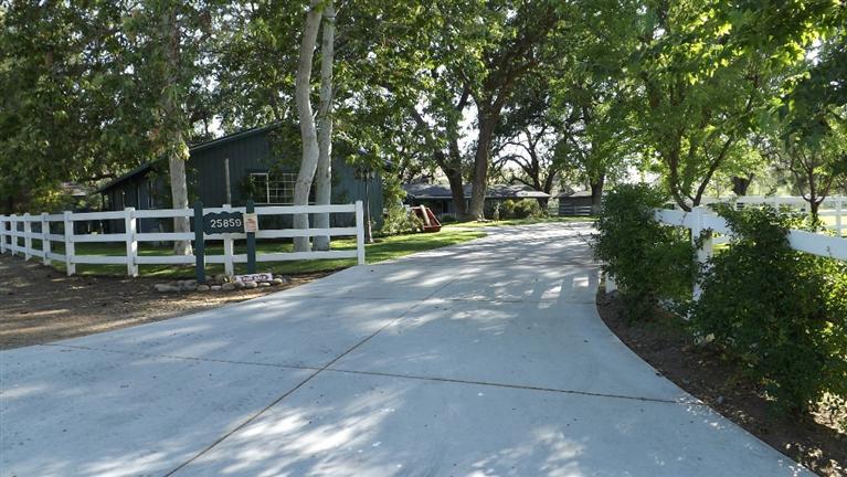 25859 East Trimmer Springs Road Sanger, CA 93657 - Photo 11 of 21 Gallery Image 11