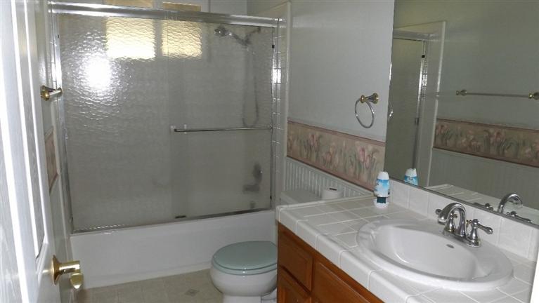 25859 East Trimmer Springs Road Sanger, CA 93657 - Photo 18 of 21 Gallery Image 18