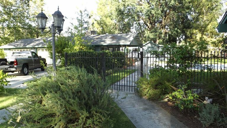 25859 East Trimmer Springs Road Sanger, CA 93657 - Photo 9 of 21 Gallery Image 9