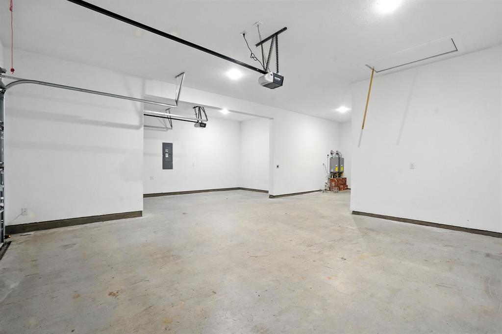 4621 Mount Vista Road Oak Point, TX 75068 - Photo 32 of 40 a view of a room with an empty room