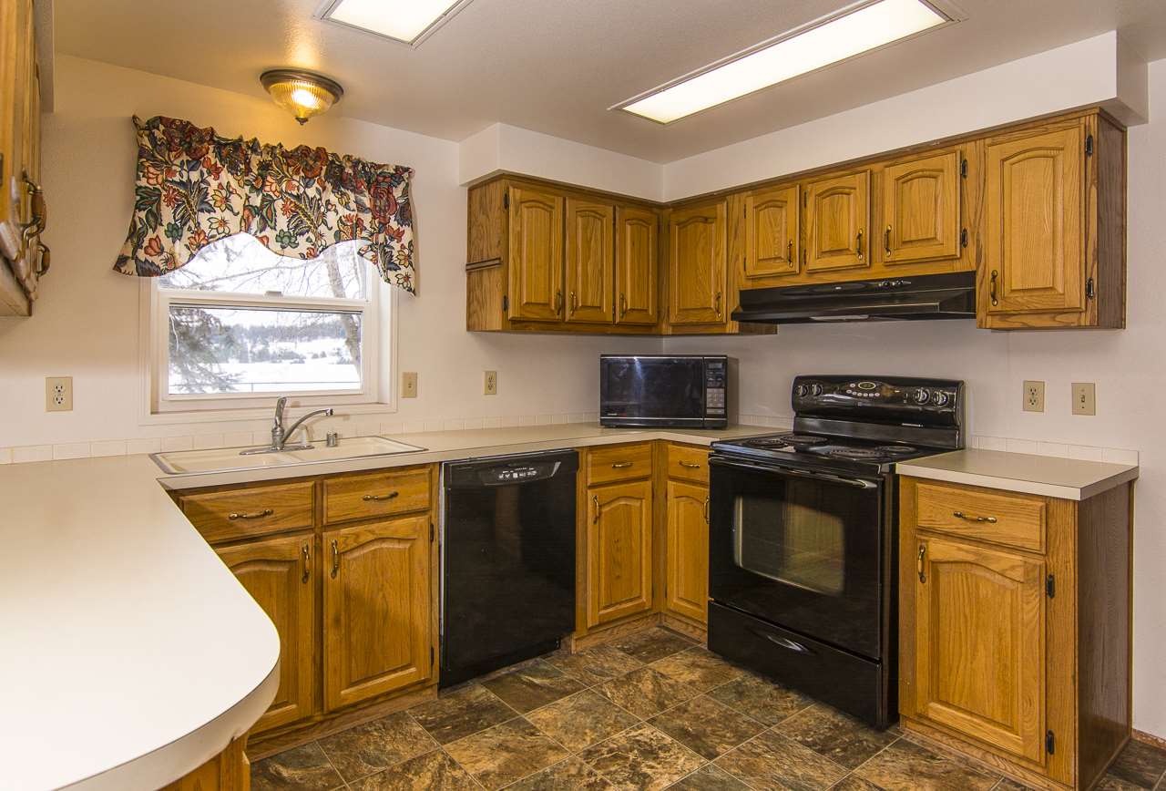 5813 West Woolard Road Spokane, WA 99208 - Photo 5 of 19