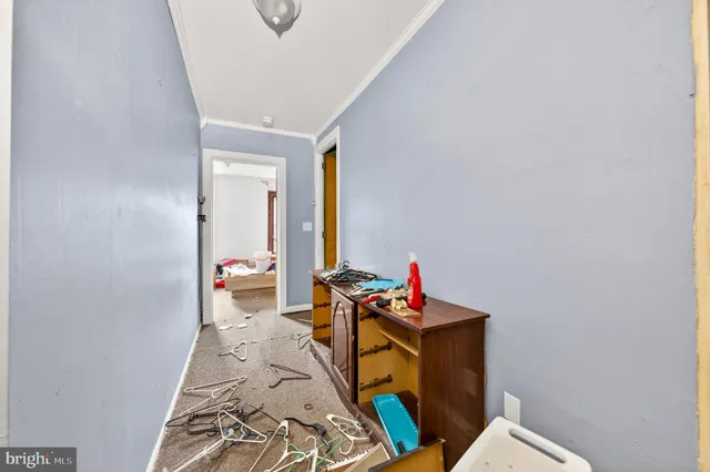 a view of utility room