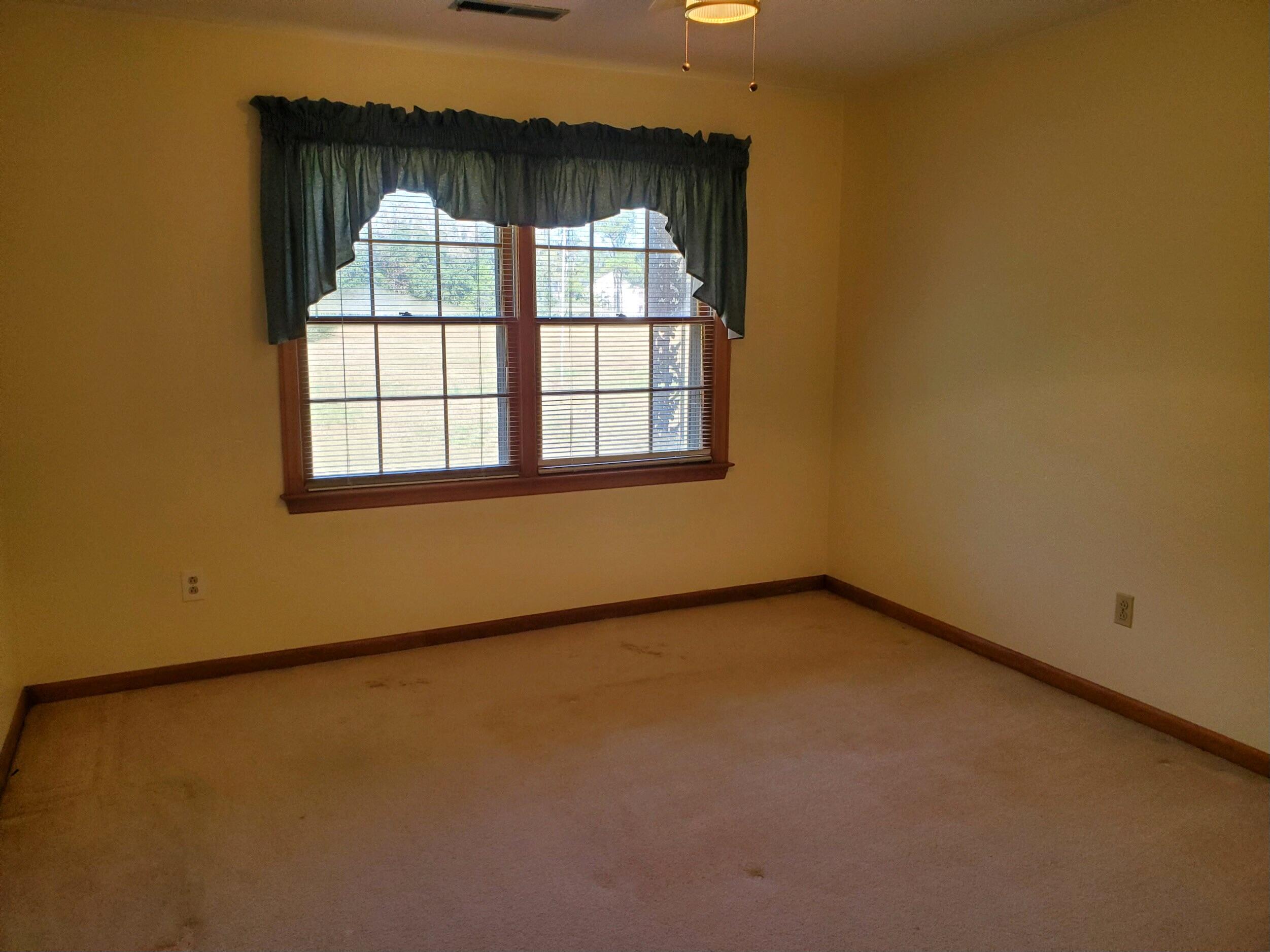 2749 Otranto Road North Charleston, SC 29406 - Photo 20 of 29 20221213_114112