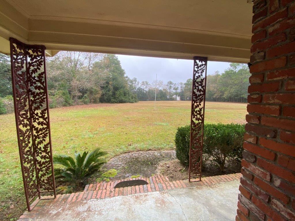 2749 Otranto Road North Charleston, SC 29406 - Photo 4 of 29 IMG_6246