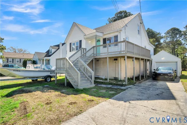 $338,000 | 90 Ridge Road, Poquoson, VA 23662