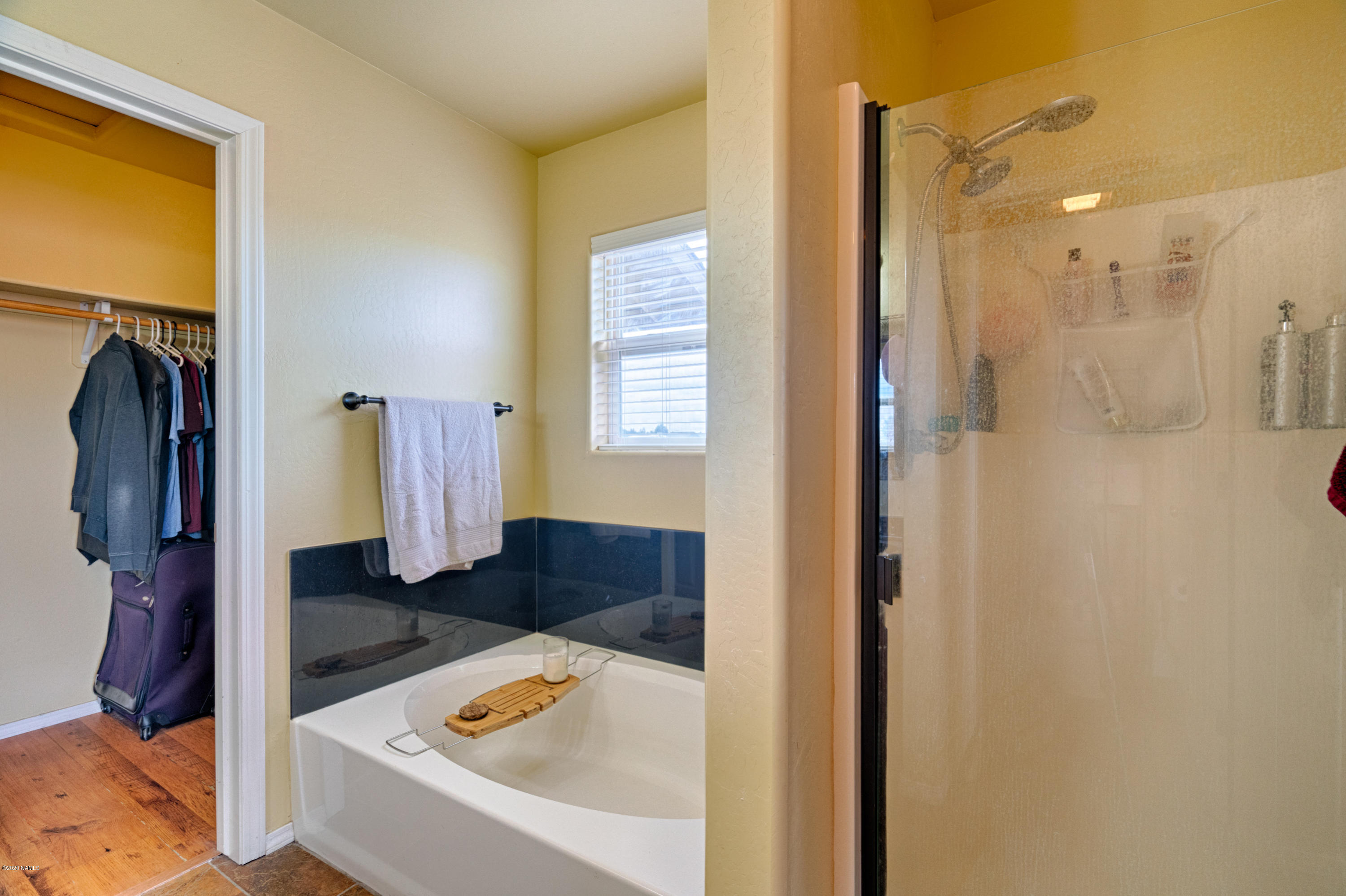 9450 North Bryant Road Flagstaff, AZ 86004 - Photo 9 of 18 Master Bathroom