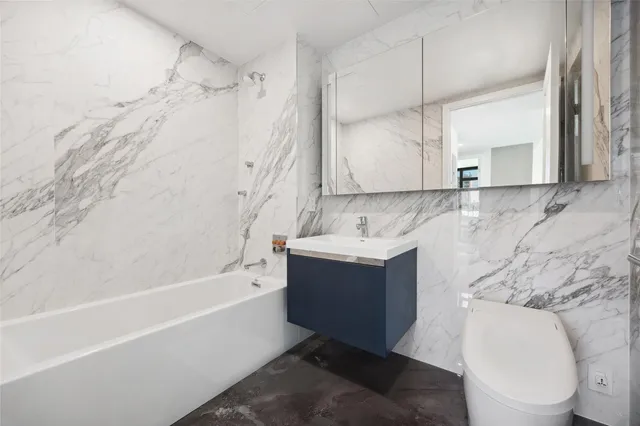 $595,600 | 38-20 Parsons Boulevard, Unit 319 | Downtown Flushing