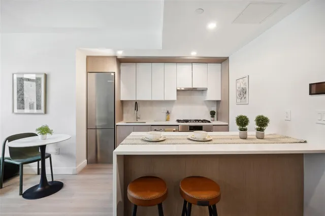 $595,600 | 38-20 Parsons Boulevard, Unit 319 | Downtown Flushing