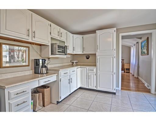 2 Borrows Road Foxboro, MA 02035 - Photo 9 of 27 Gallery Image 9