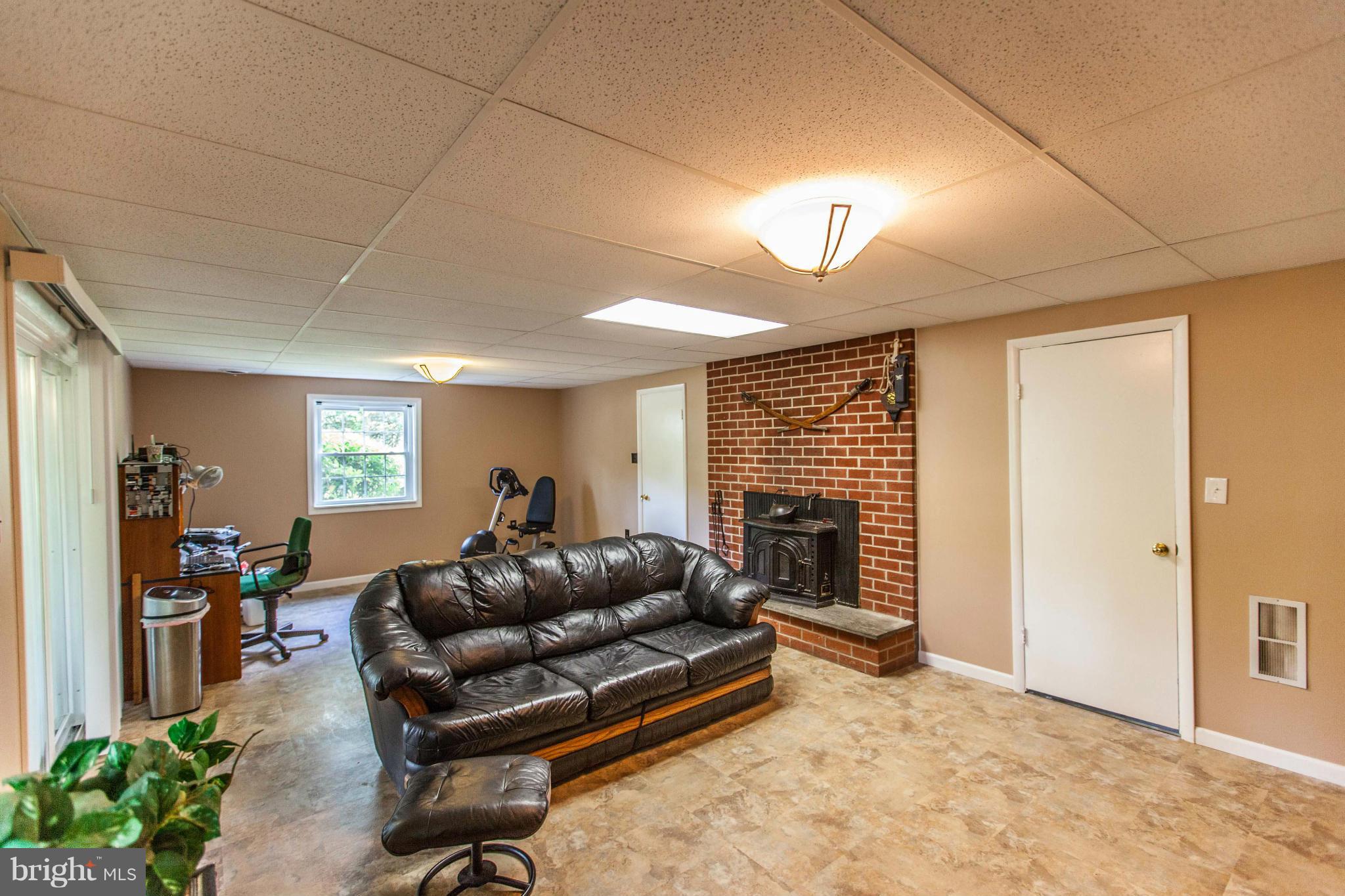 18920 Olney Mill Road Olney, MD 20832 - Photo 21 of 30 Rec Room