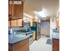 13900 Northwest Springville Road Portland, OR 97229 - Photo 14 of 29 Gallery Image 14