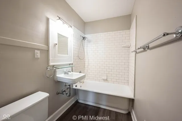 $1,450 | 4905 Broadway Street, Indianapolis, IN 46205