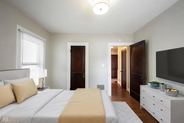 $1,450 | 4905 Broadway Street, Indianapolis, IN 46205