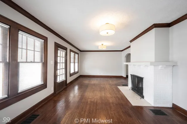 $1,450 | 4905 Broadway Street, Indianapolis, IN 46205