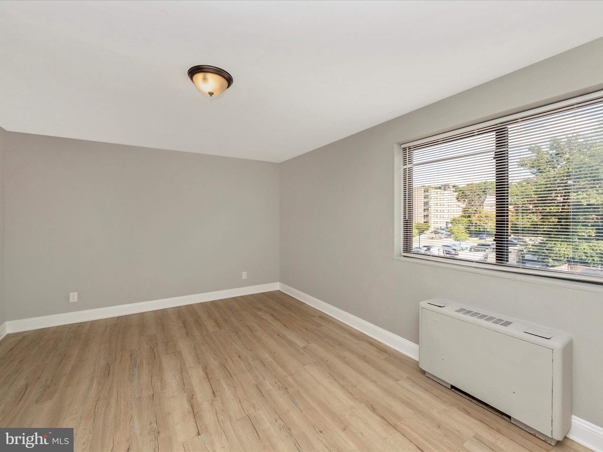 8601 Manchester Road, Unit 417 Silver Spring, MD 20901 - Photo 33 of 51 Primary Bedroom