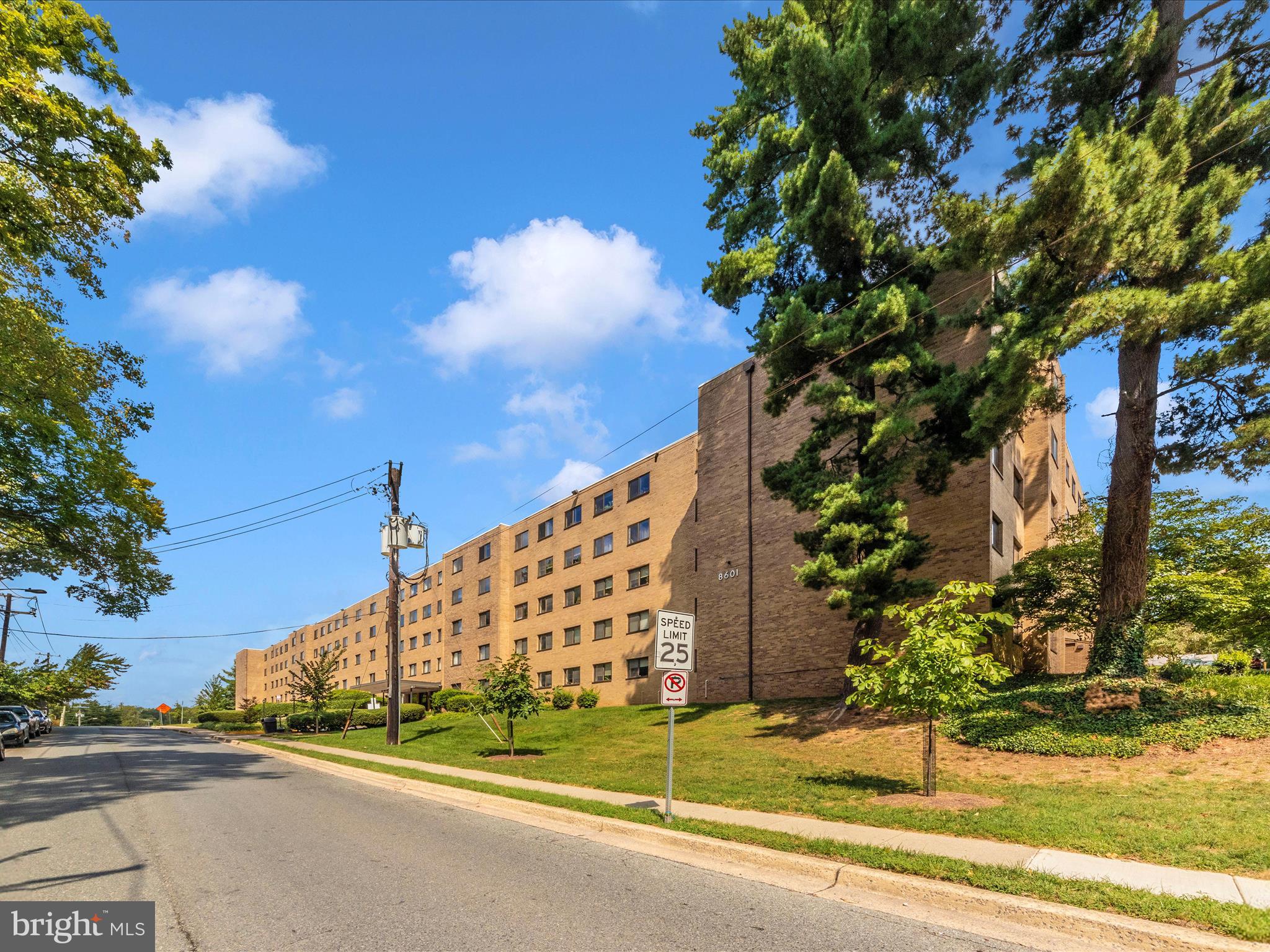 8601 Manchester Road, Unit 417 Silver Spring, MD 20901 - Photo 48 of 51 Exterior Front