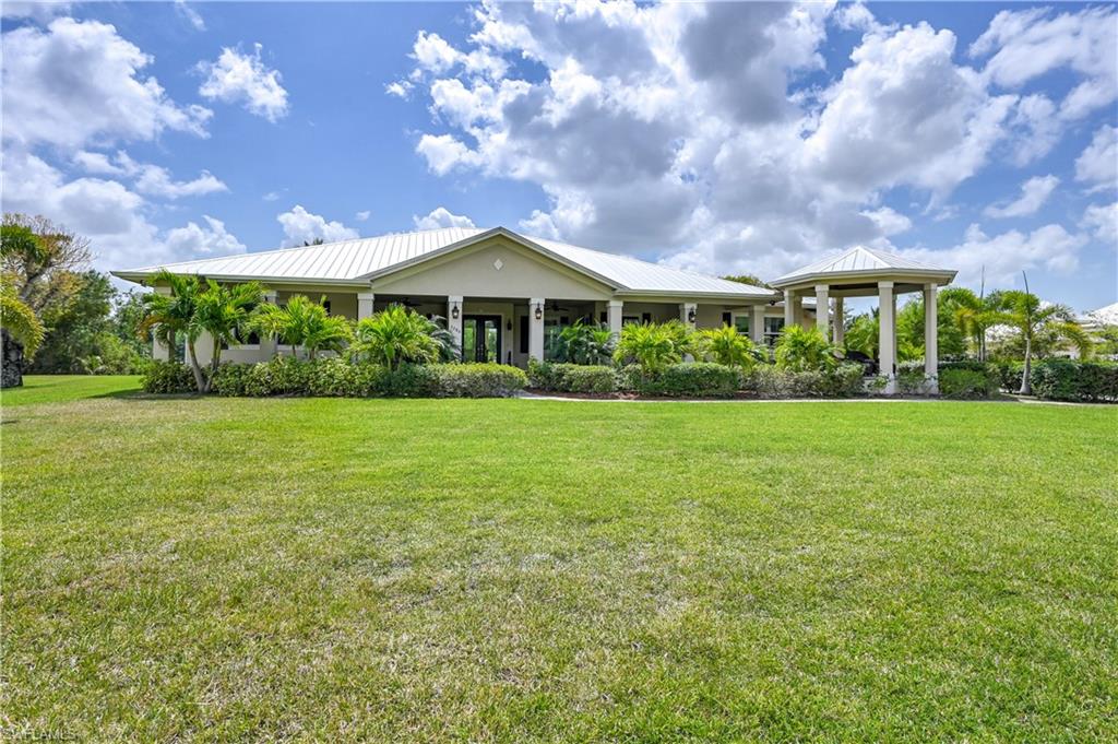 3280 Collingtree Court Naples, FL 34105 - Photo 2 of 20 Gallery Image 2
