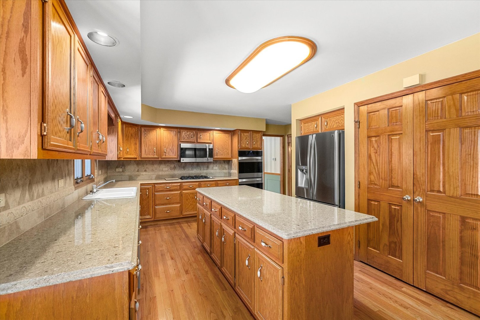 3720 Mandeville Lane Naperville, IL 60564 - Photo 8 of 49