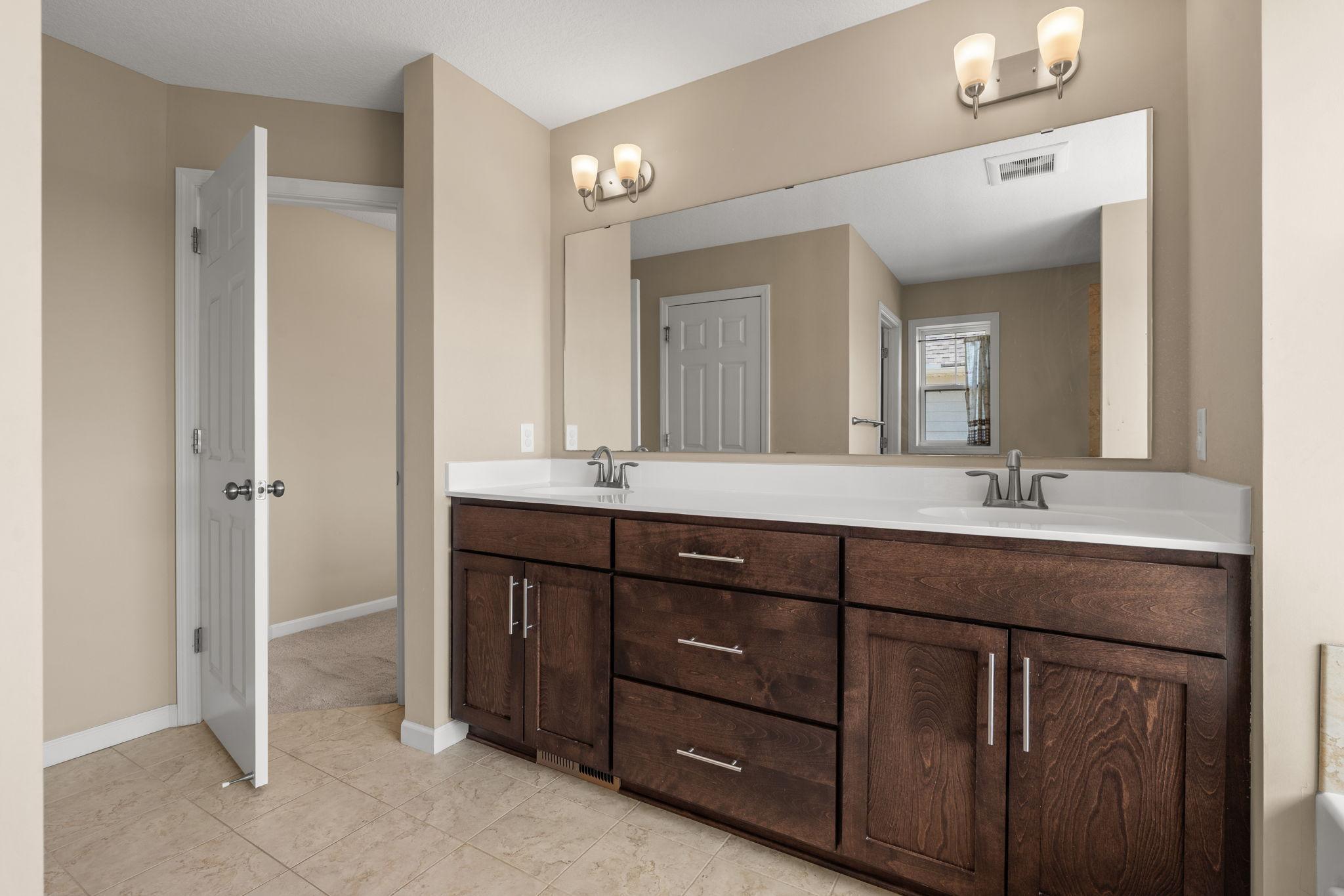 1334 76th Street West Inver Grove Heights, MN 55077 - Photo 43 of 95