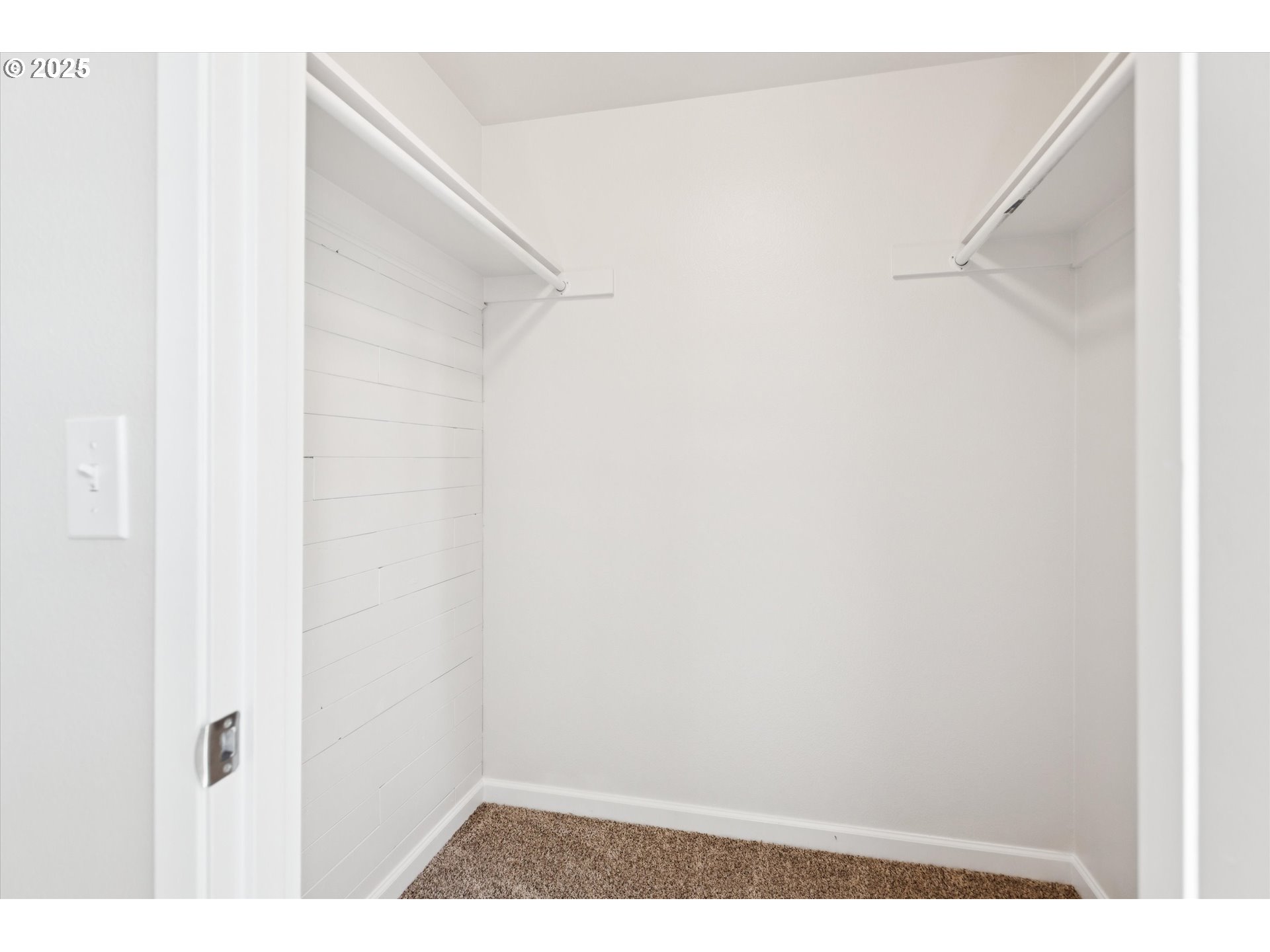 1200 Northeast Territorial Road, Unit 93 Canby, OR 97013 - Photo 22 of 36 a picture of a bathroom