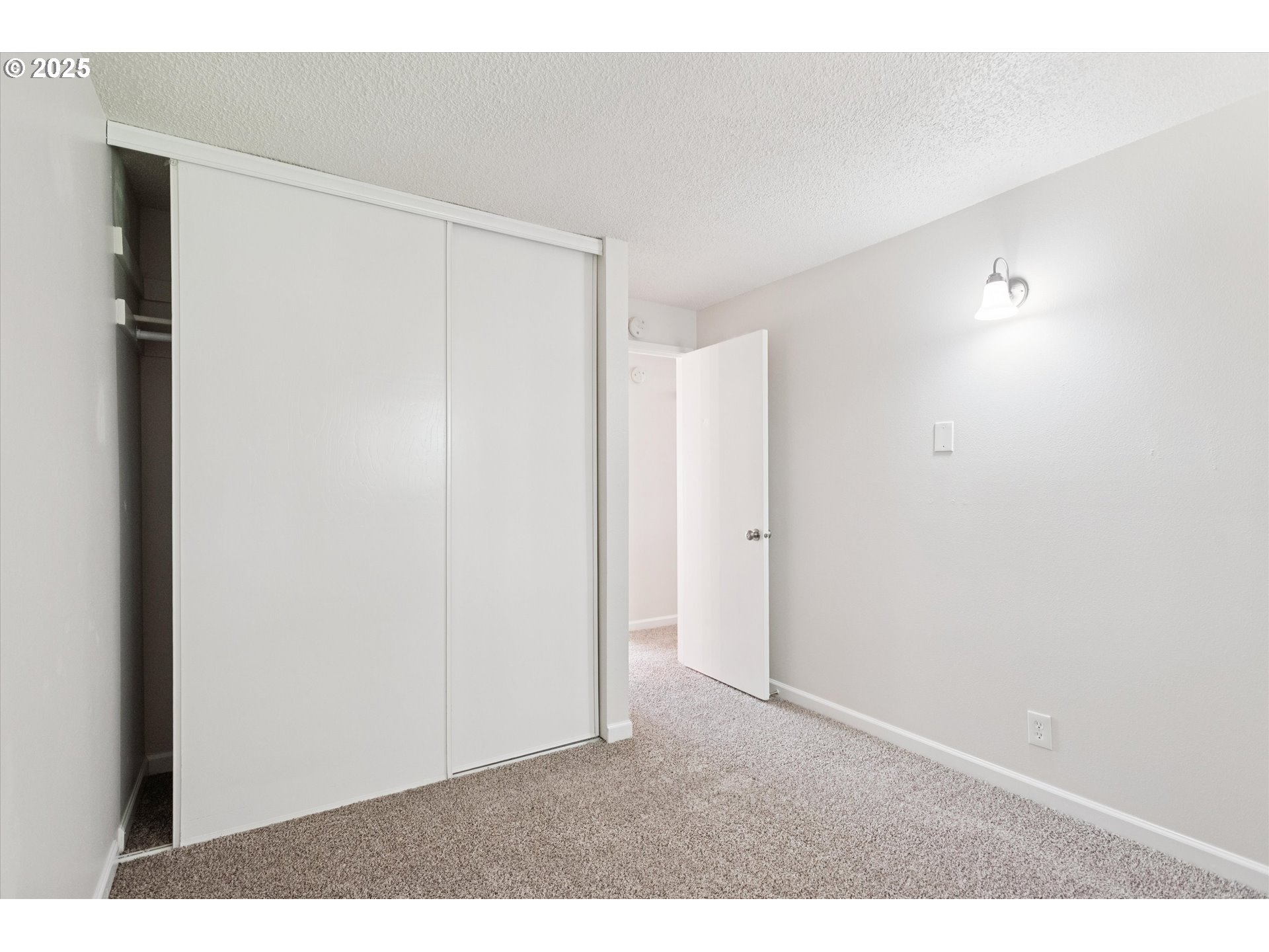 1200 Northeast Territorial Road, Unit 93 Canby, OR 97013 - Photo 24 of 36 a view of an empty room