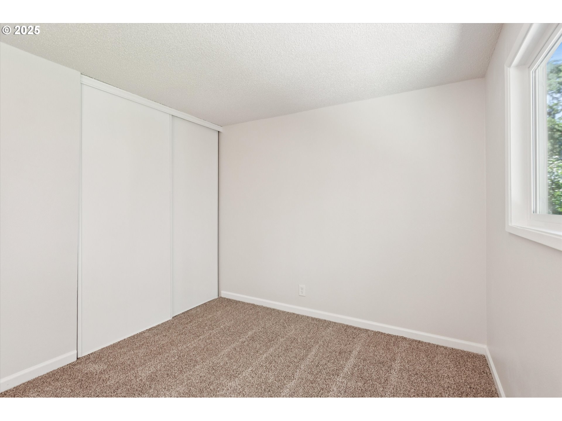1200 Northeast Territorial Road, Unit 93 Canby, OR 97013 - Photo 26 of 36 a view of an empty room