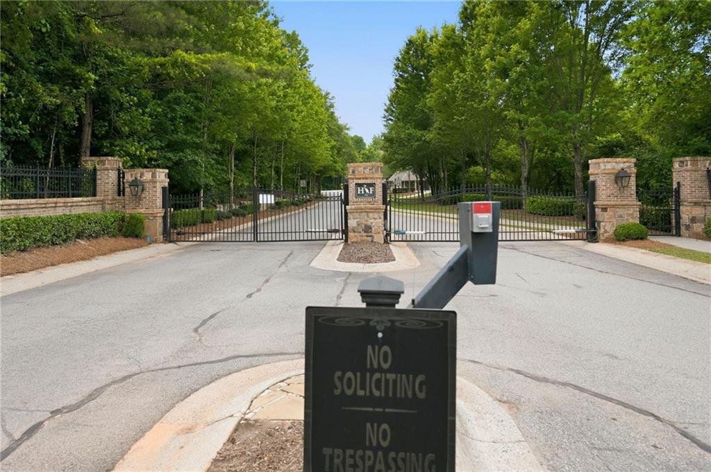 3464 Flamingo Lane Alpharetta, GA 30004 - Photo 32 of 40