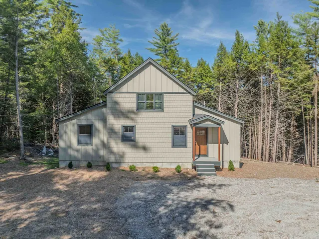 $679,000 | 93 Waterthorn Road, Thornton, NH 03285