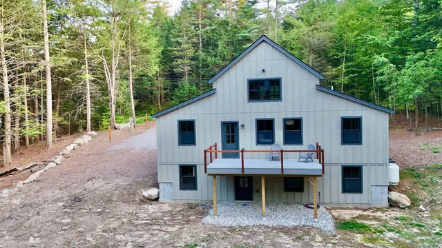 $679,000 | 93 Waterthorn Road, Thornton, NH 03285
