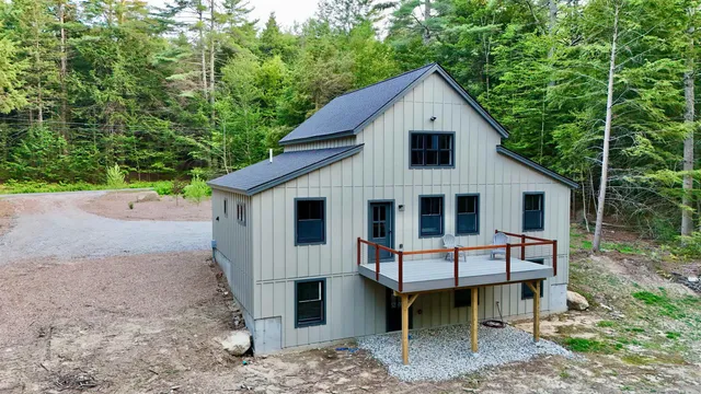 $679,000 | 93 Waterthorn Road, Thornton, NH 03285