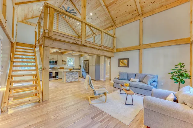 $679,000 | 93 Waterthorn Road, Thornton, NH 03285