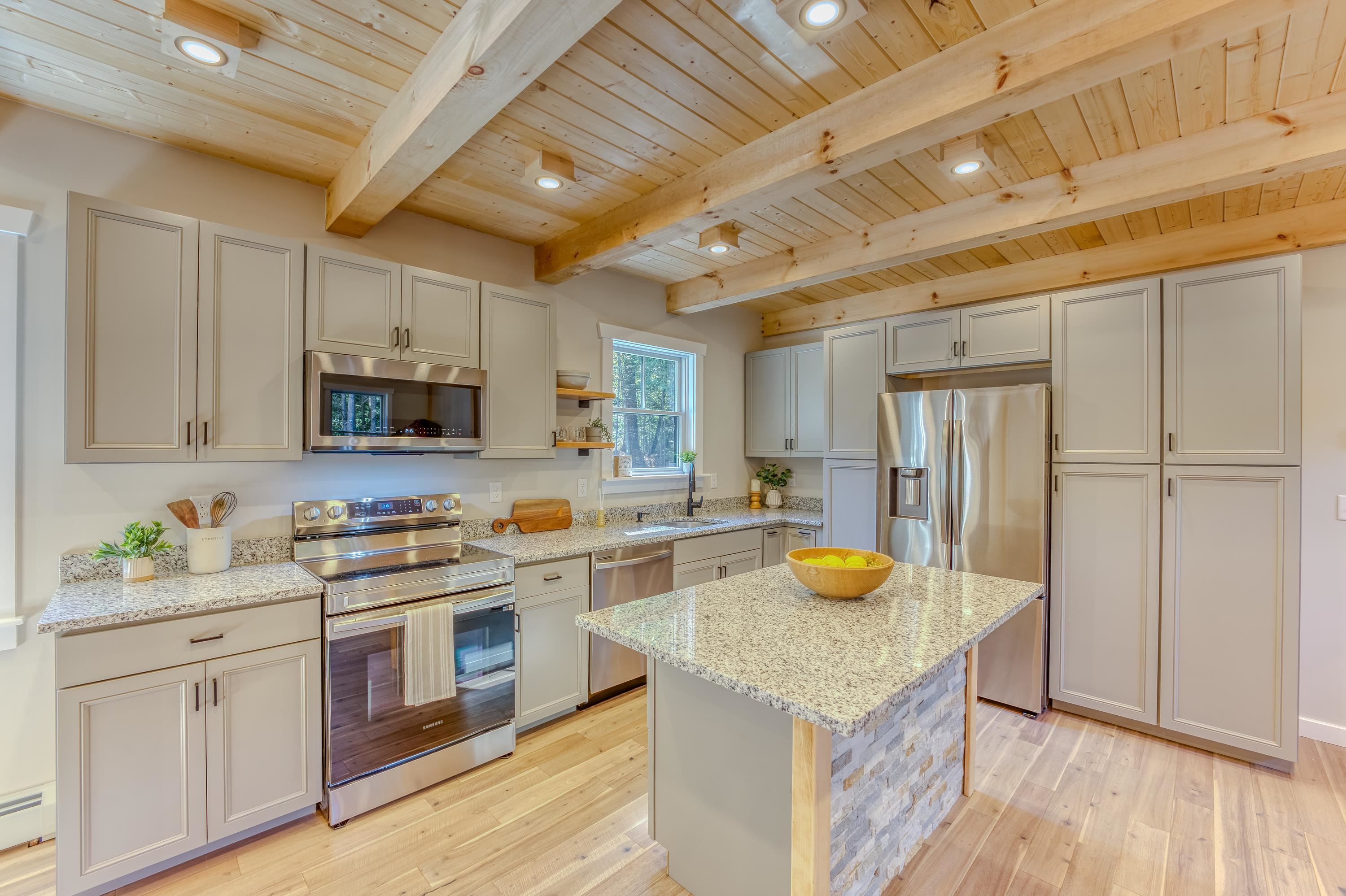 93 Waterthorn Road Thornton, NH 03285 - Photo 9 of 49