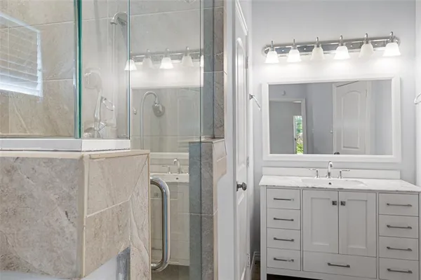 $2,400 | 8406 Willowbrook Drive, Rowlett, TX 75088