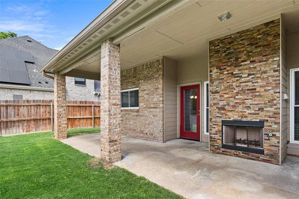$2,400 | 8406 Willowbrook Drive, Rowlett, TX 75088