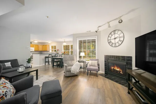 $2,500 | 2765 Barclay Way, Ann Arbor, MI 48105