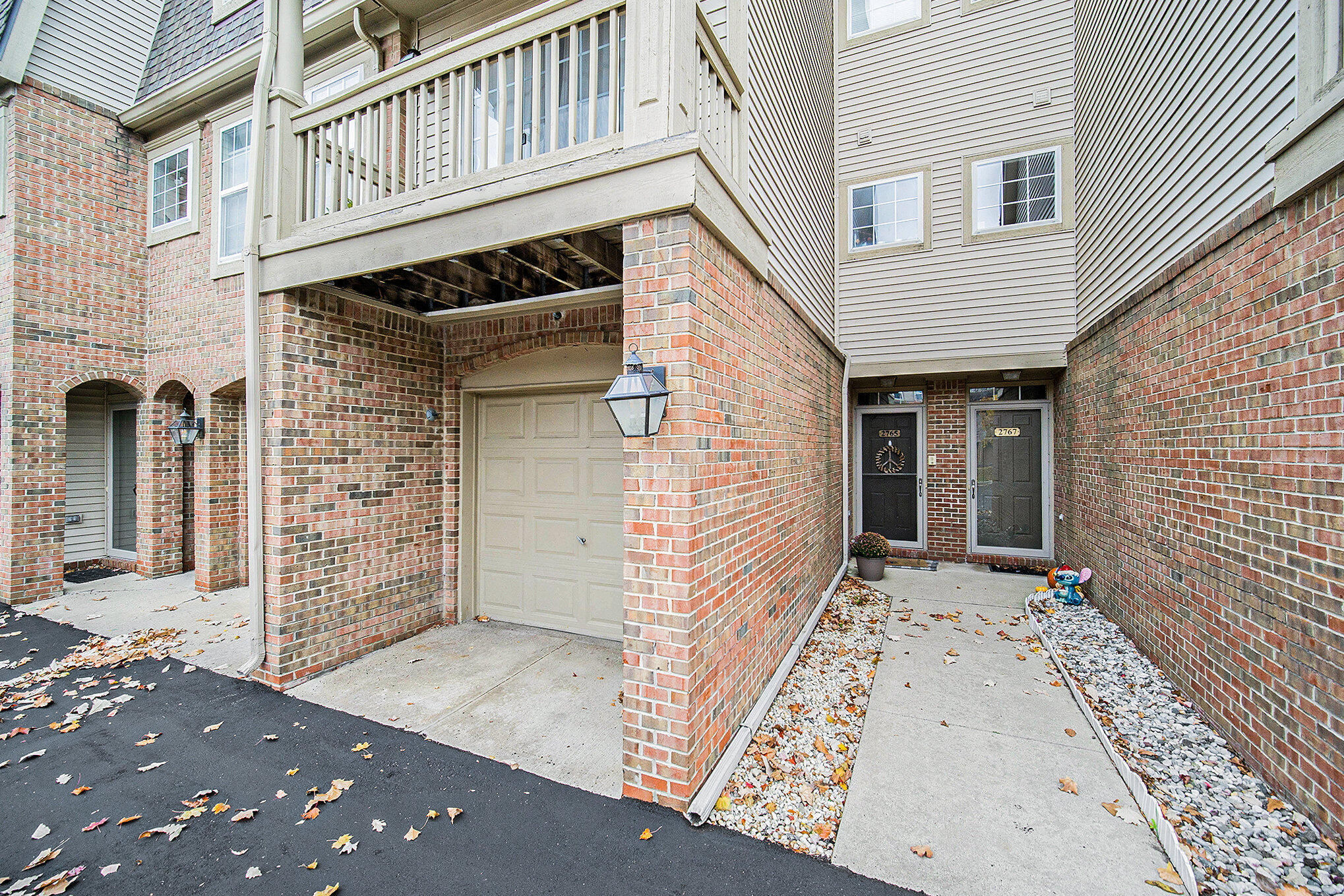 2765 Barclay Way Ann Arbor, MI 48105 - Photo 2 of 30 002_dsc04721_342