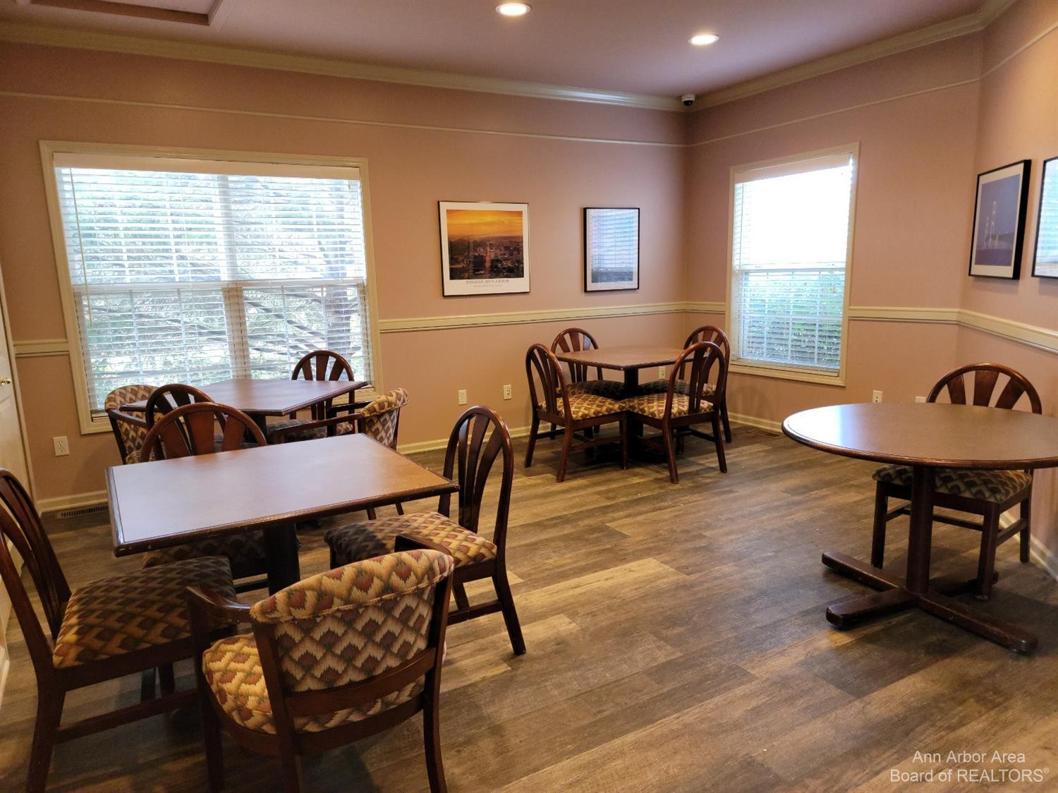 2765 Barclay Way Ann Arbor, MI 48105 - Photo 23 of 30 Photo 34