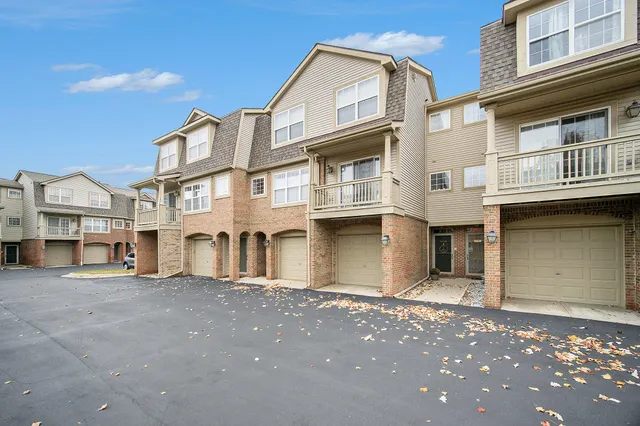 $2,500 | 2765 Barclay Way, Ann Arbor, MI 48105