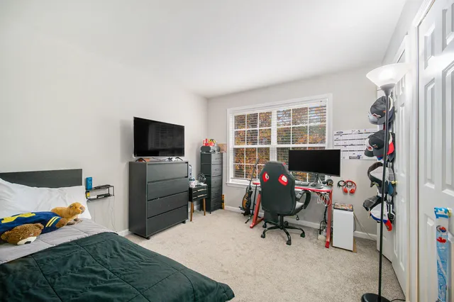 $2,500 | 2765 Barclay Way, Ann Arbor, MI 48105