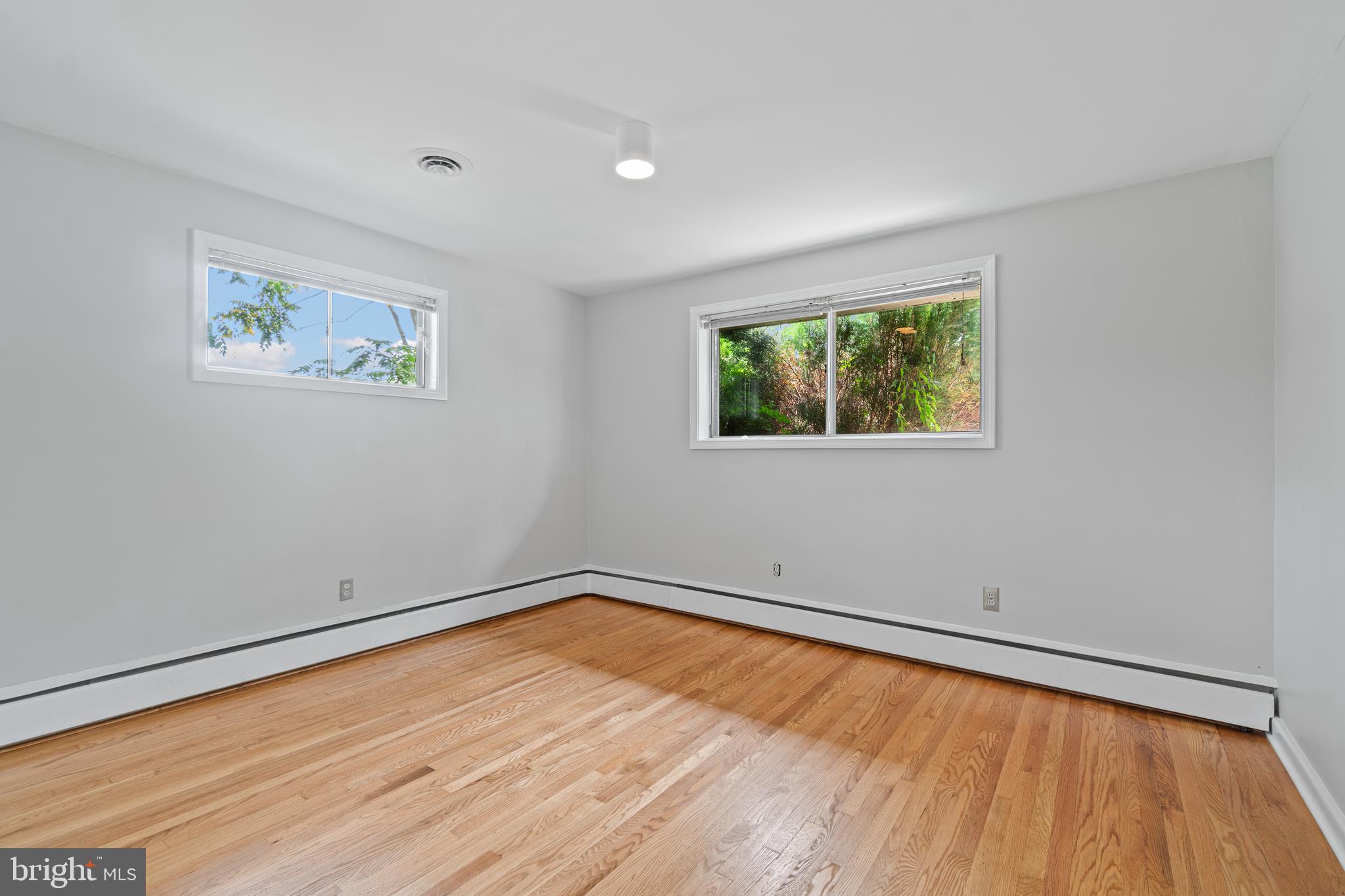 248 Asbury Road Pasadena, MD 21122 - Photo 6 of 32 Bedroom 1 - Main Floor