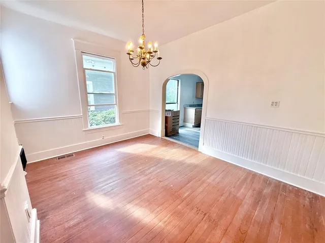 $2,000 | 517 West Hull Street, Denison, TX 75020