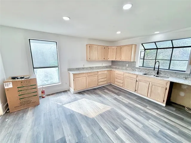 $2,000 | 517 West Hull Street, Denison, TX 75020