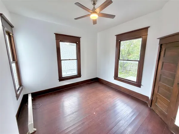 $1,900 | 517 West Hull Street, Denison, TX 75020