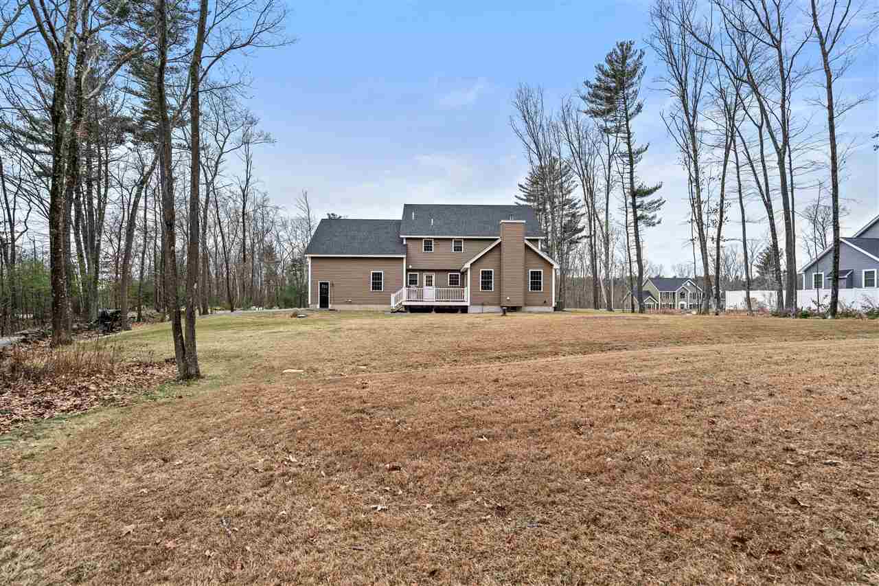 91 Drummer Road Pelham, NH 03076 - Photo 3 of 38 Gallery Image 3