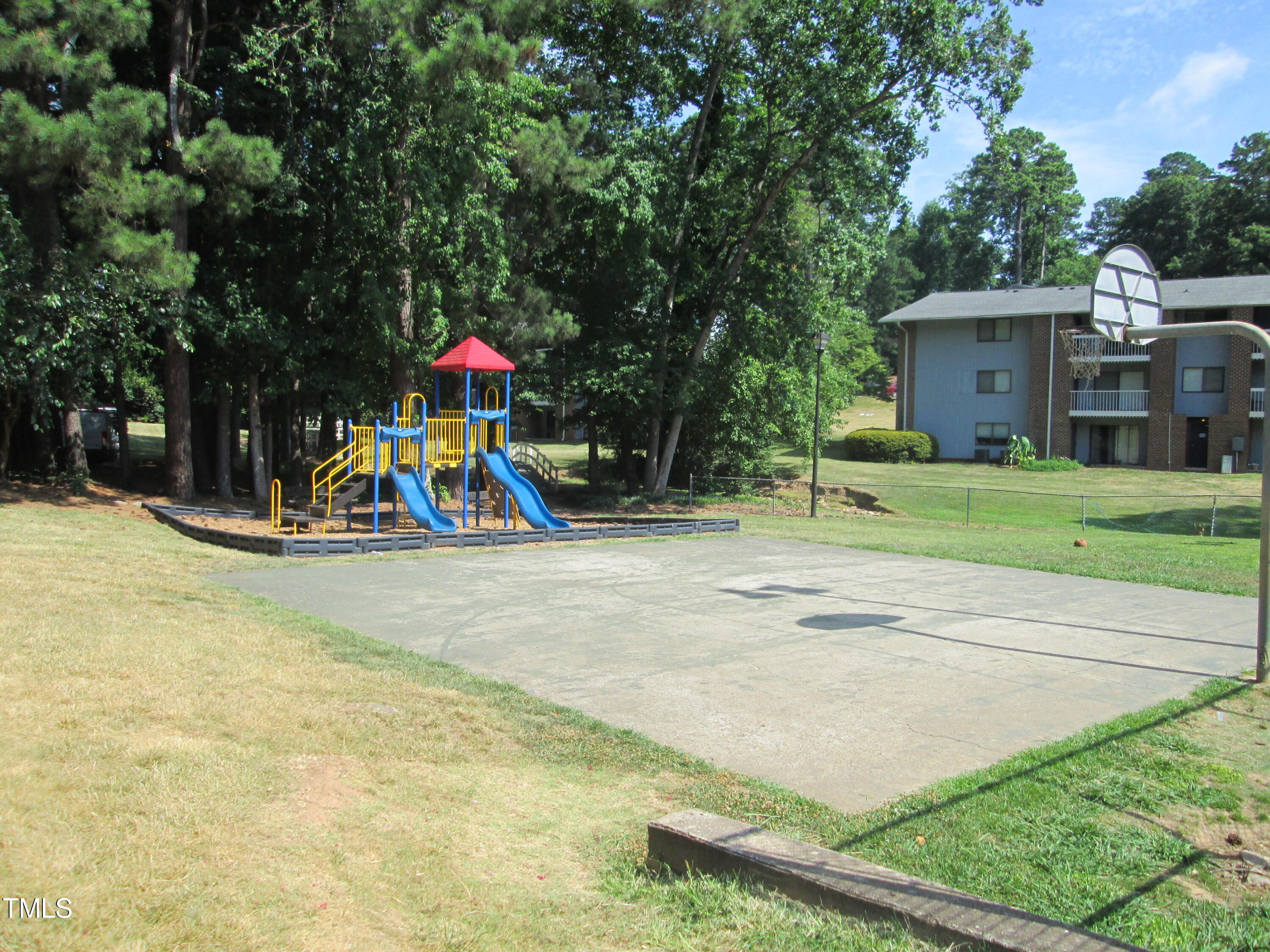 1130 Schaub Drive, Unit E Raleigh, NC 27606 - Photo 34 of 34 IMG_3097