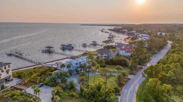 $3,800,000 | 1323 Soundview Trail, Gulf Breeze, FL 32561