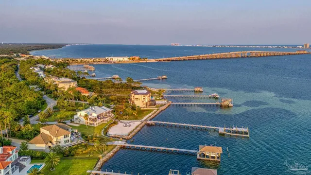 $3,800,000 | 1323 Soundview Trail, Gulf Breeze, FL 32561
