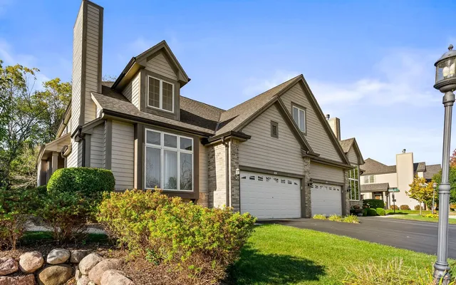 $499,000 | 3402 Turnberry Oak Drive, Waukesha, WI 53188