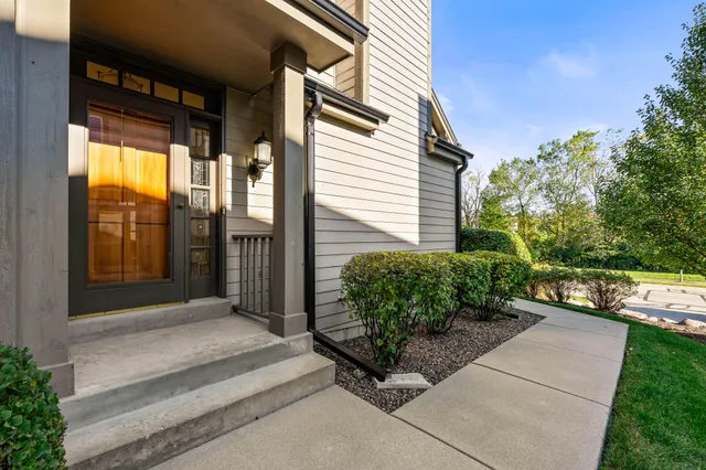 $475,000 | 3402 Turnberry Oak Drive, Waukesha, WI 53188