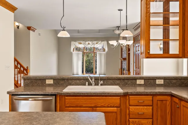 $499,000 | 3402 Turnberry Oak Drive, Waukesha, WI 53188